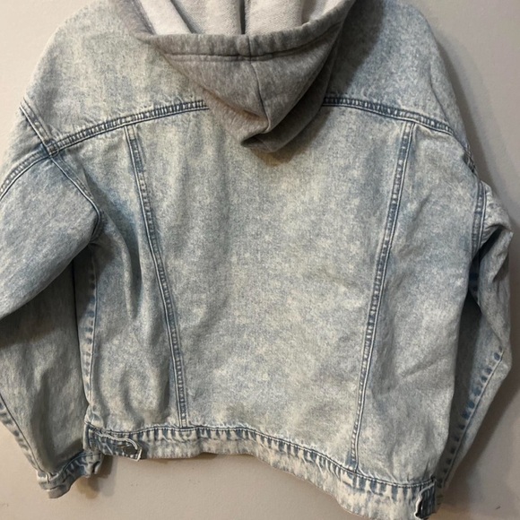 Streetwear Society Denim Jacket with Hood - Picture 9 of 9